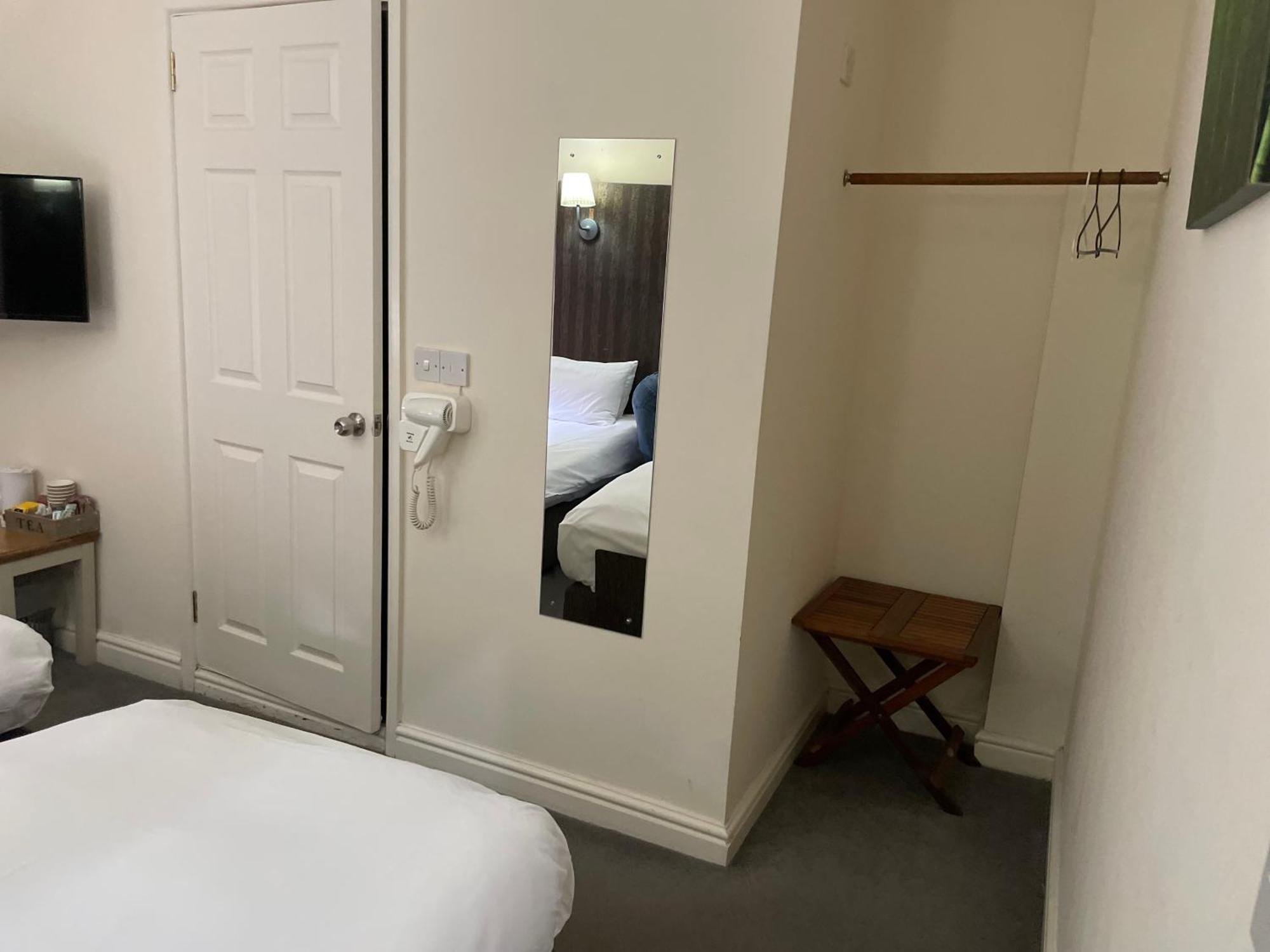 Bridge Farm Guesthouse Rooms Dundry Exterior foto